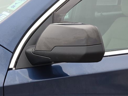 Used 2022 Chevrolet Traverse LS w/ LPO, Floor Liner Package image 54