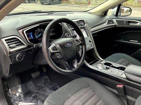 Certified 2019 Ford Fusion SE image 13