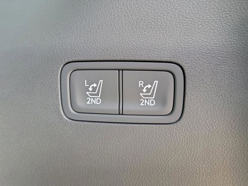 Used 2024 Hyundai Santa Fe Calligraphy AWD/4WD image 18