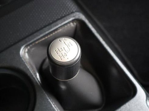 Used 2013 Toyota FJ Cruiser 4WD w/ Upgrade Pkg image 20