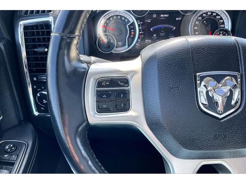 Used 2015 RAM 1500 Laramie w/ Convenience Group AWD/4WD image 20