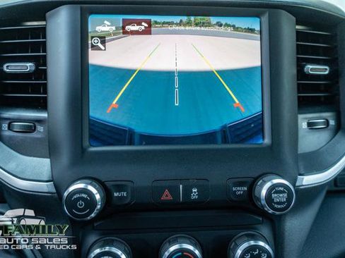 Used 2020 RAM 2500 Big Horn w/ Level 1 Equipment Group AWD/4WD image 19