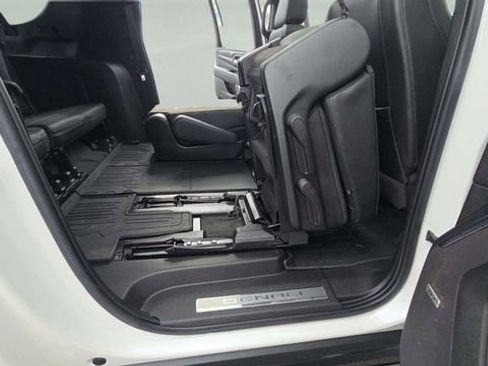 Used 2022 GMC Yukon XL Denali image 21