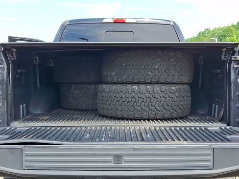 Used 2018 Ford F150 XLT w/ Equipment Group 302A Luxury RWD image 31