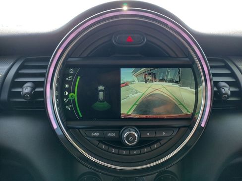 Used 2019 MINI Cooper 2-Door Hardtop image 24