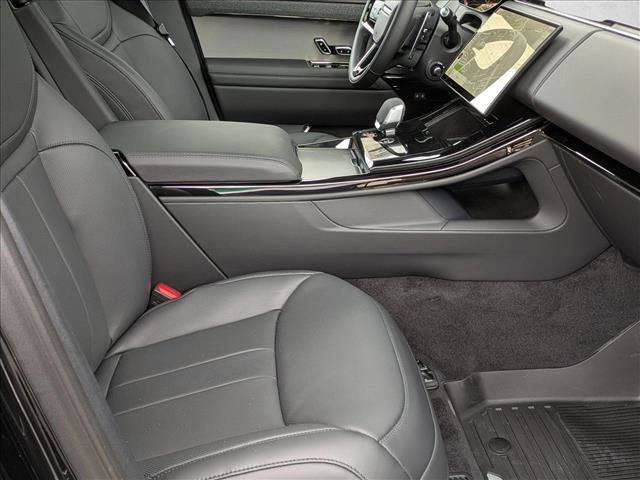 New 2026 Land Rover Range Rover Sport Dynamic SE AWD/4WD image 18