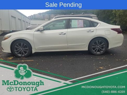 Used 2018 Nissan Altima 2.5 SR w/ SR Special Edition FWD image 9