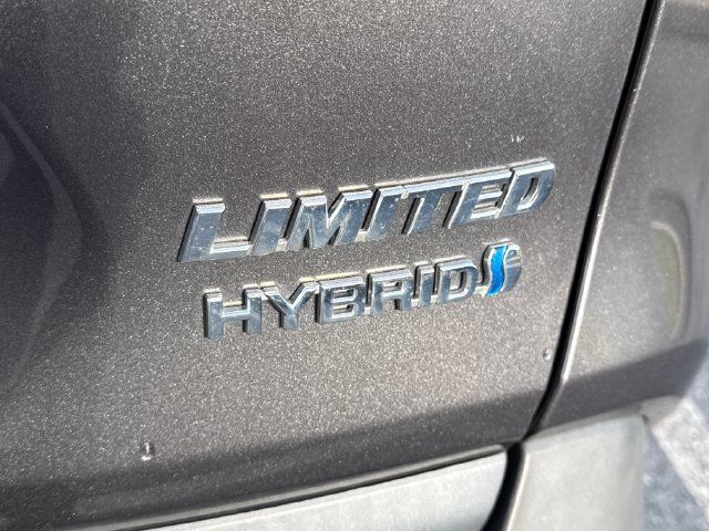Used 2022 Toyota RAV4 Limited AWD/4WD image 16