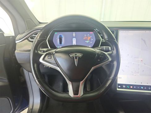 Used 2017 Tesla Model X 100D image 13