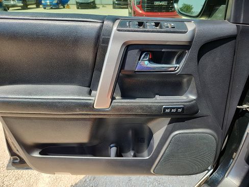 Used 2014 Toyota 4Runner Limited RWD image 14