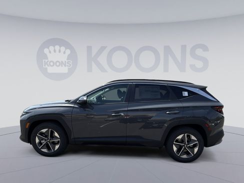 New 2026 Hyundai Tucson SEL FWD image 2