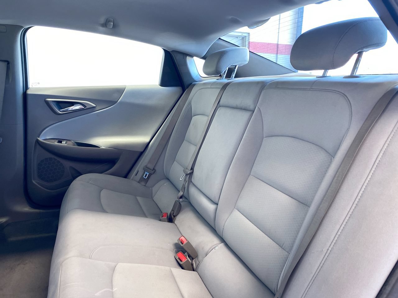 Used 2022 Chevrolet Malibu LT FWD image 33