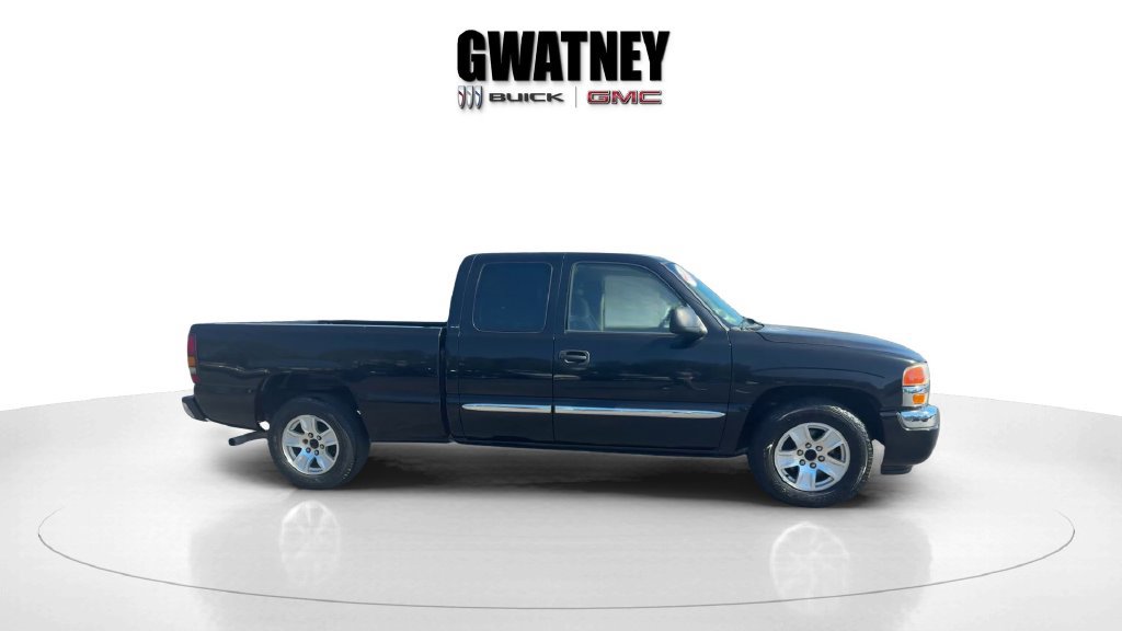 Used 2006 GMC Sierra 1500 SLE w/ Light Duty Power Package RWD image 2