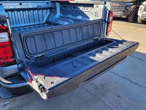 New 2026 GMC Canyon Elevation w/ Convenience Package image 49