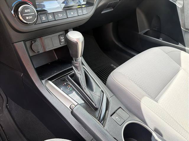Used 2014 Toyota Corolla LE FWD image 22