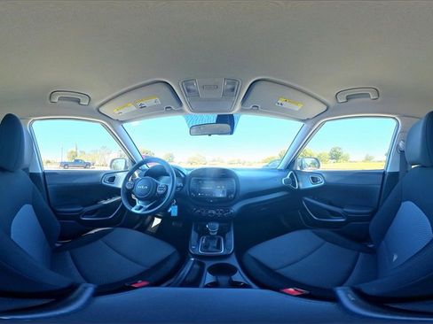 Certified 2023 Kia Soul LX w/ LX Technology Package image 34