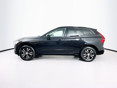 Used 2025 Volvo XC60 B5 Core image 4