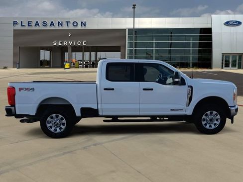 Certified 2024 Ford F250 XLT w/ FX4 Off-Road Package AWD/4WD image 6