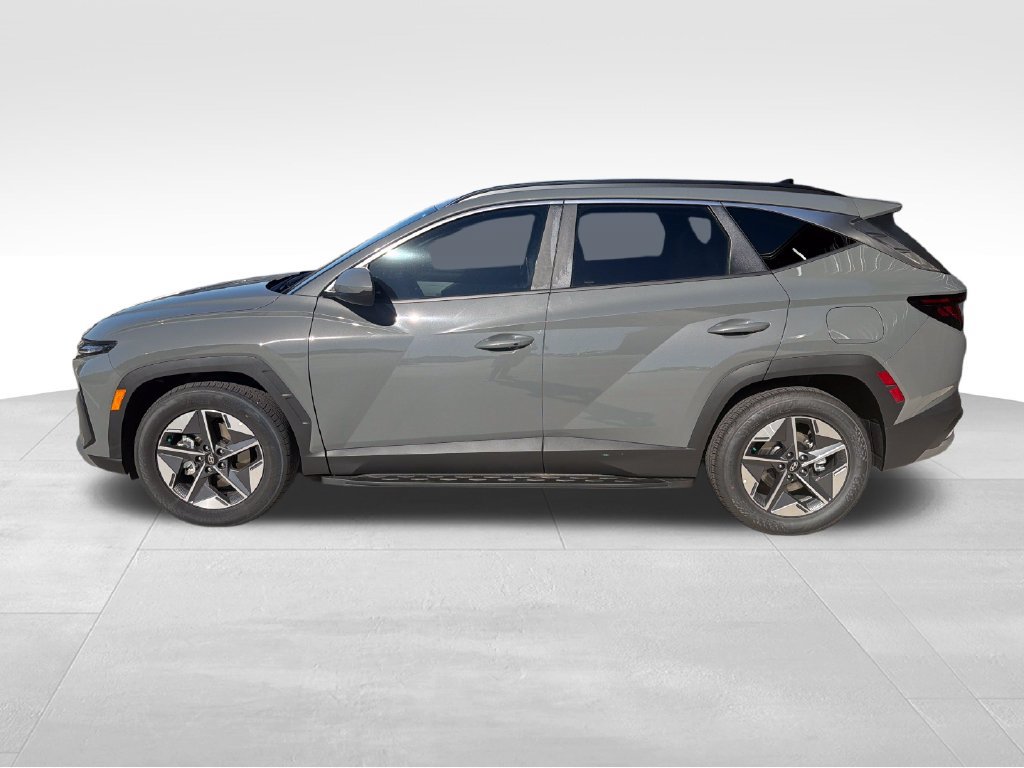 New 2026 Hyundai Tucson SEL FWD image 2