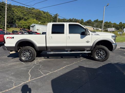 Used 2012 Ford F250 Lariat w/ Lariat Interior Pkg image 4