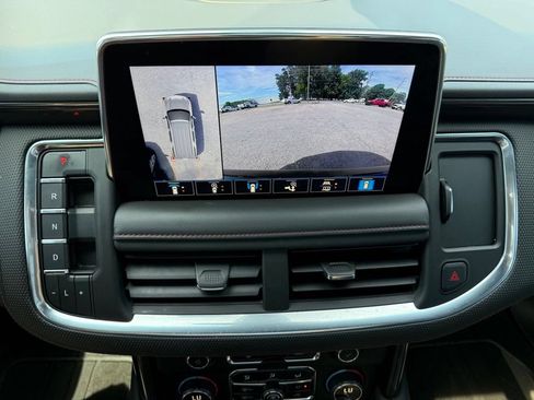 Used 2021 Chevrolet Tahoe RST w/ Luxury Package AWD/4WD image 26