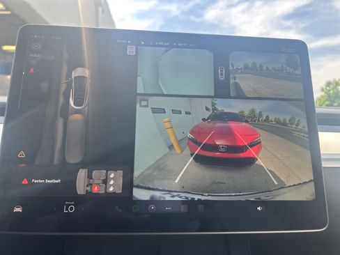 Used 2024 Tesla Model Y Long Range image 14