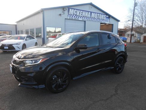 Used 2021 Honda HR-V Sport image 5