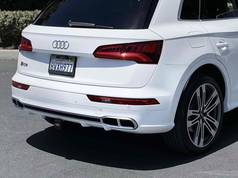 Used 2018 Audi SQ5 Prestige w/ Prestige Package image 69