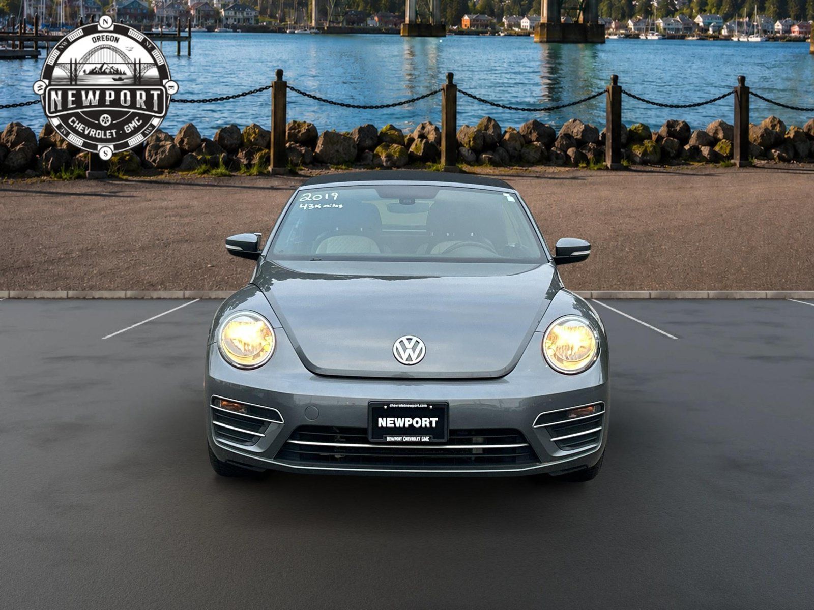 Used 2019 Volkswagen Beetle 2.0T SE FWD image 2