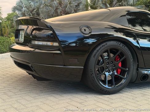 Used 2006 Dodge Viper SRT-10 RWD image 10