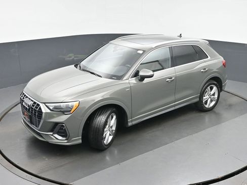 Used 2020 Audi Q3 2.0T Premium w/ Convenience Package AWD/4WD image 33