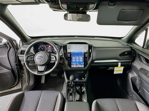 Used 2026 Subaru Forester Premium w/ Base/Premium Package image 3