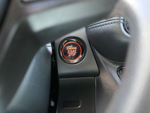 Used 2024 Honda HR-V LX image 16