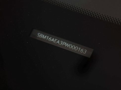 Used 2023 McLaren Artura image 33