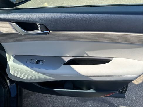 Used 2021 Hyundai Palisade SEL w/ Premium Package image 22