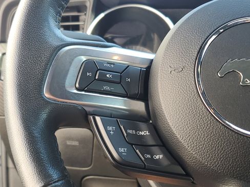 Used 2021 Ford Mustang Coupe image 21