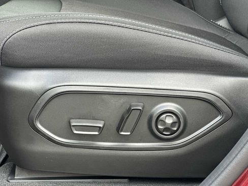 New 2025 Jeep Grand Cherokee Laredo image 14