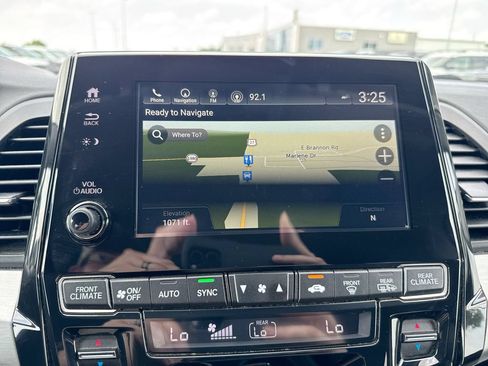 Used 2019 Honda Odyssey Elite image 15