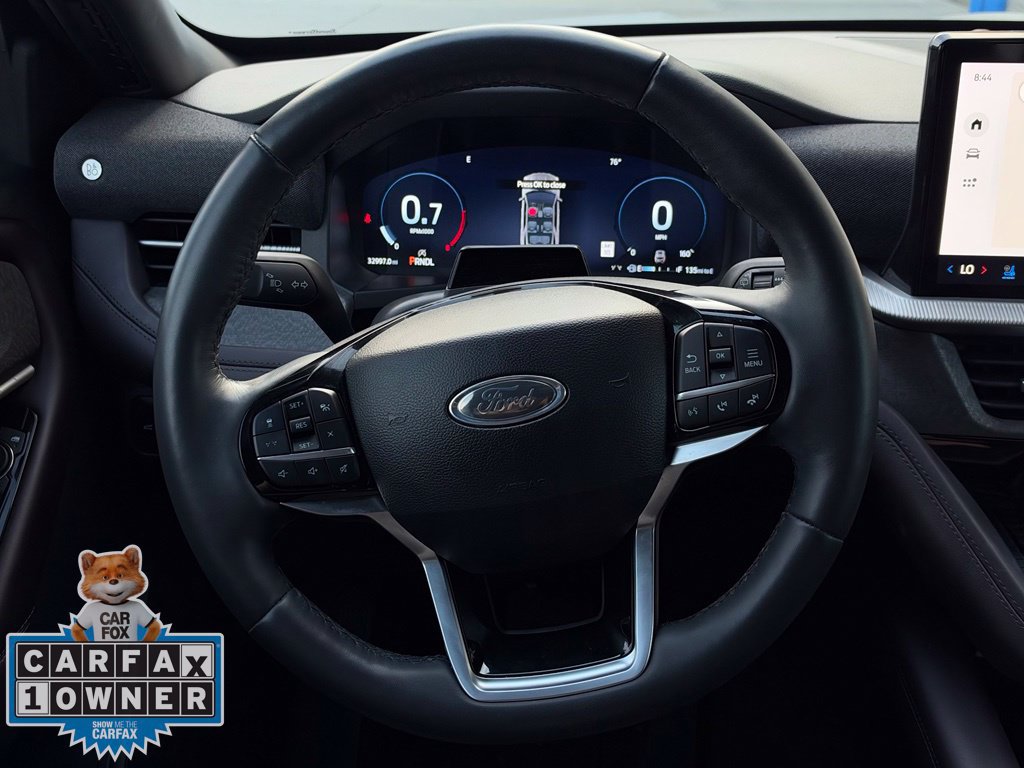 Used 2025 Ford Explorer Platinum RWD image 10
