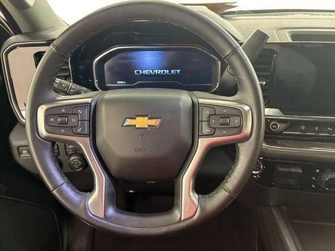 Certified 2025 Chevrolet Silverado 2500 LTZ w/ LTZ Premium Package AWD/4WD image 22