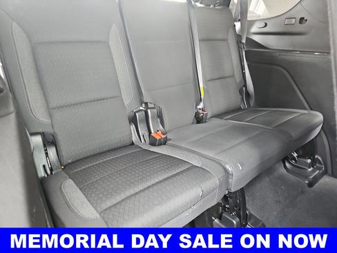 Used 2024 Chevrolet Tahoe LS RWD image 12