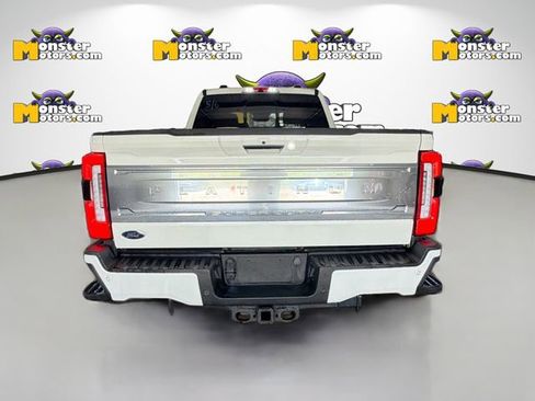 Used 2023 Ford F250 Platinum AWD/4WD image 5
