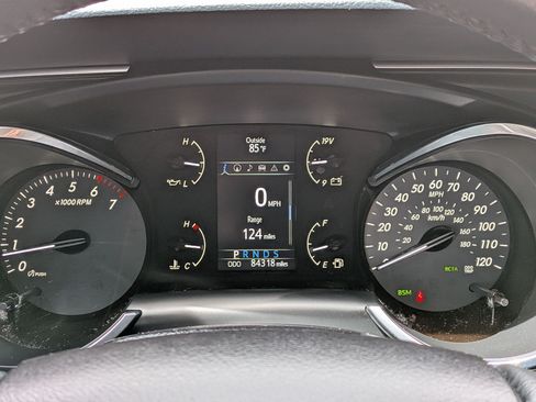 Used 2022 Toyota Sequoia TRD Pro AWD/4WD image 18