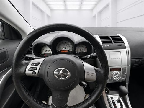 Used 2009 Scion tC FWD image 9