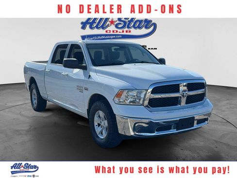 Used 2020 RAM 1500 Classic SLT RWD image 1