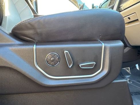 Used 2018 Ford F350 Limited image 16