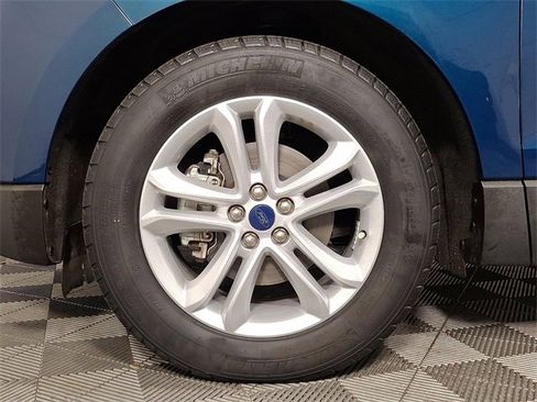 Used 2020 Ford Edge SEL w/ Convenience Package image 12