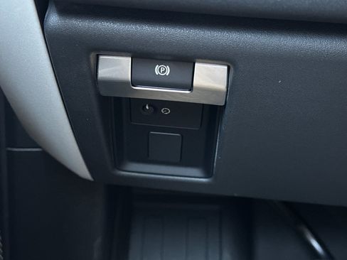 Used 2022 Land Rover Defender 110 Trophy Edition image 33