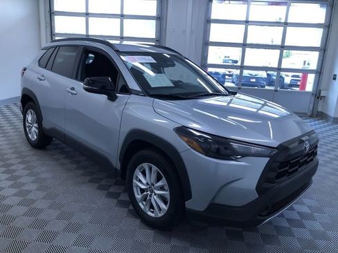Certified 2026 Toyota Corolla Cross LE FWD image 36