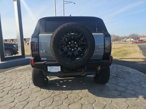 New 2025 GMC Hummer EV 2X image 26